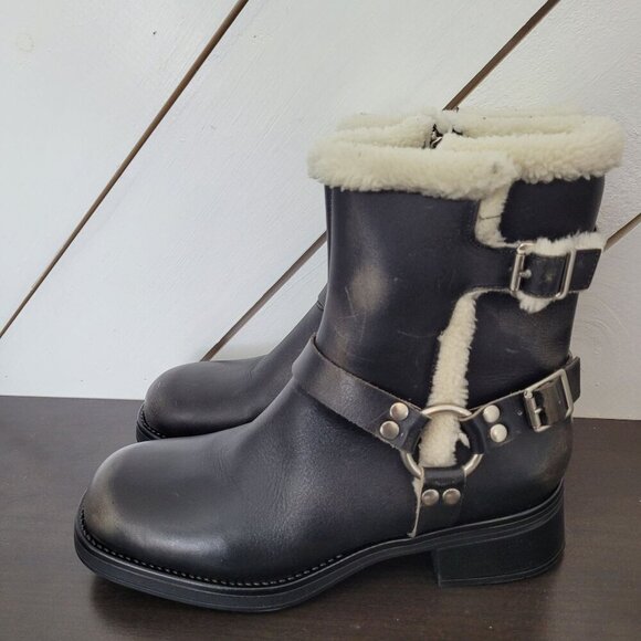 NEW Steve Madden Brixton-F Lined Black Distressed Leather Buckle Moto Boots 11 - Picture 2 of 12
